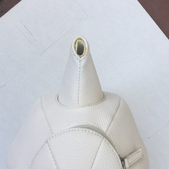 Teapot Clutch - Picture 3 of 4